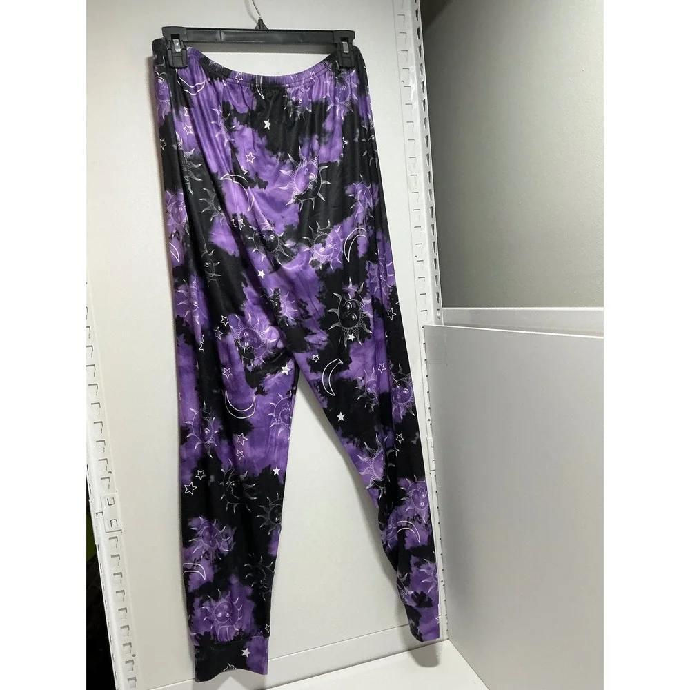 Mamis Got the Goods celestial themed